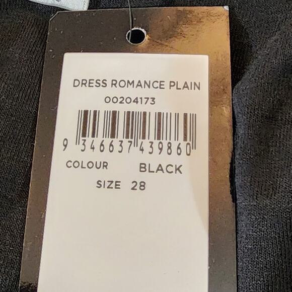 Avenue‎ black ruffled romance plain dress plus size 28 new - Picture 8 of 9